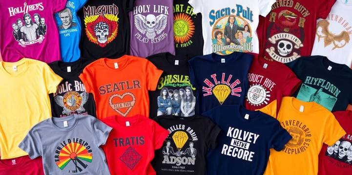 GRAPHIC T SHIRT VS PLANE T SHIRT :HOW TO STYLE EACH FOR DIFFRENT OCCASION
